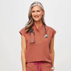 Figs Terracotta Women’s  Rafaela Oversized Scrub Top‎ XXL